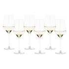 Wijnglas met wijn gevuld